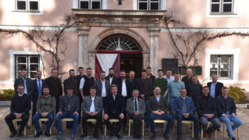 Erfolgreicher Abschluss des 110. Ausbildungslehrgangs für Waldaufseher an der LLA Rotholz